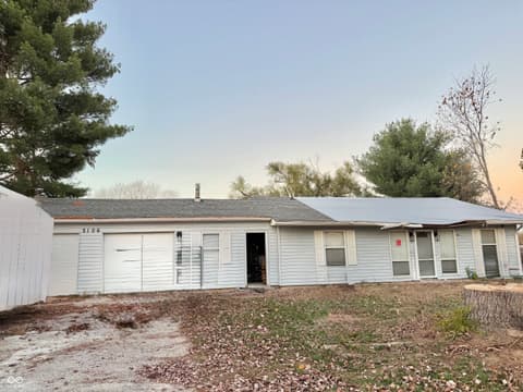 2106 Clay Avenue