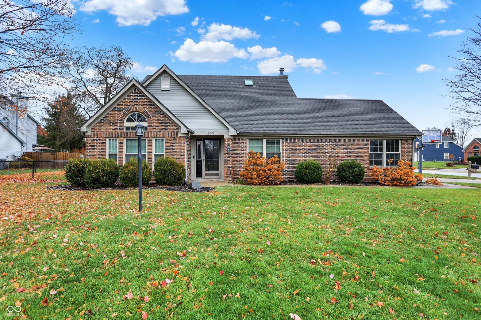 Photo of 205 Myers Lake Drive, Noblesville, IN