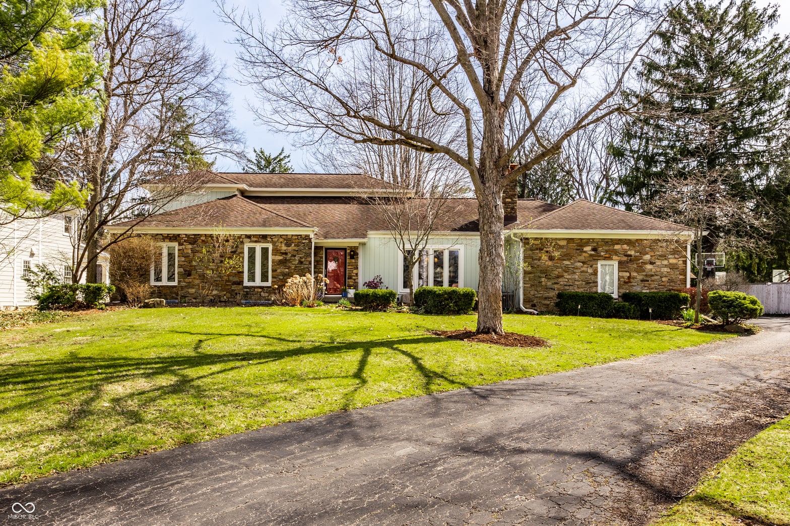Photo of 8045 Broadway Street, Indianapolis, IN