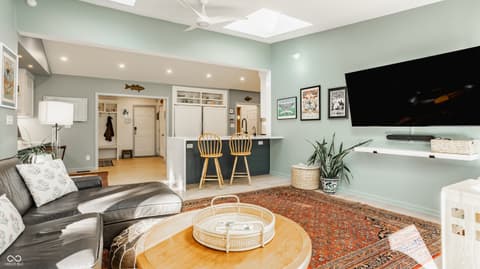 Photo of 8045 Broadway Street, Indianapolis, IN