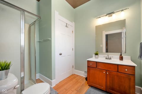 Photo of 815 E 16th Street, Indianapolis, IN