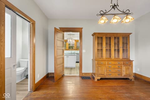 Hallway at 818 Sycamore Street, Columbus, IN