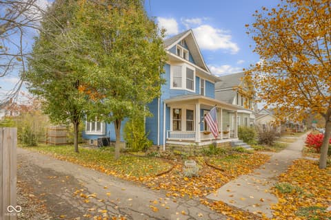 Front exterior at 818 Sycamore Street, Columbus, IN