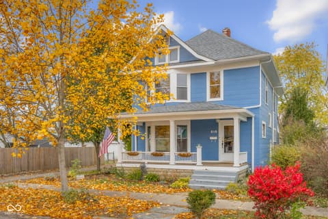 Front exterior at 818 Sycamore Street, Columbus, IN