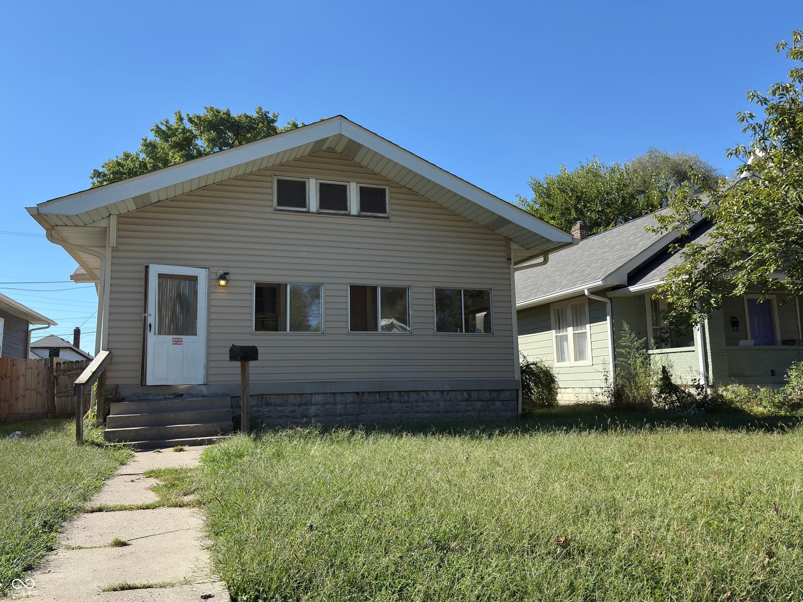 Photo of 524 N Bradley Avenue, Indianapolis, IN