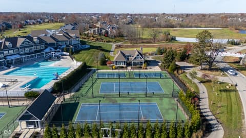 Photo of 1265 Stonehaven Drive, Westfield, IN