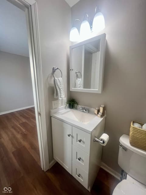 Primary bathroom at 4023 Harmony Lane, Indianapolis, IN