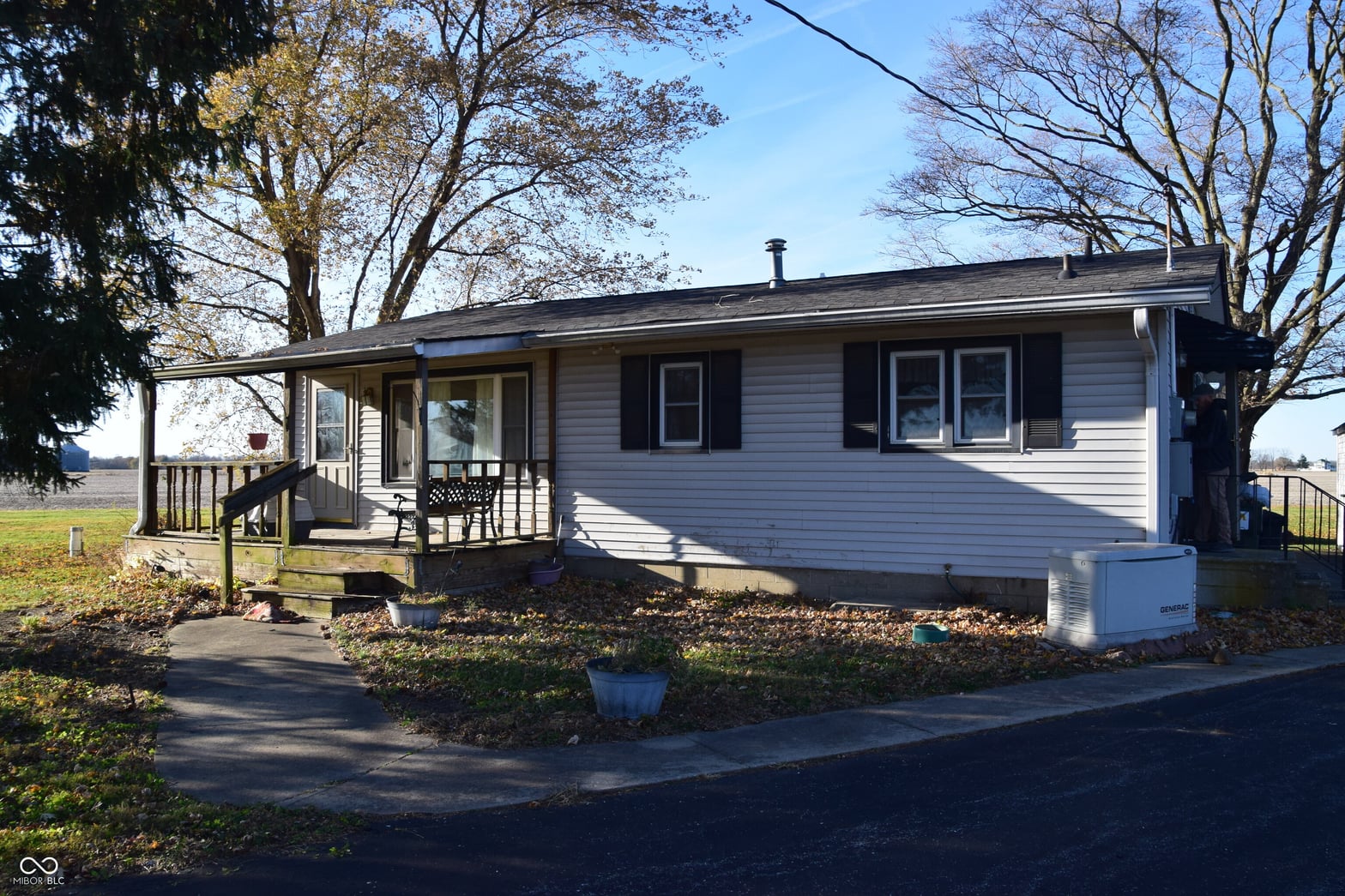 Front exterior at 2488 E Old Rushville Road, Shelbyville, IN