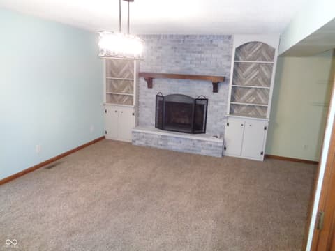 Living room at 29 S Meadow Lane, Rockville, IN