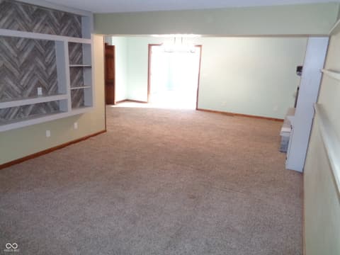 Living room at 29 S Meadow Lane, Rockville, IN