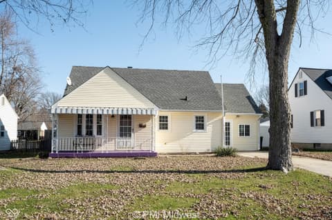 227 S 12th Avenue