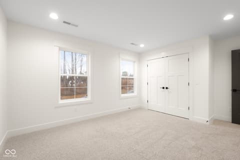 Photo of 5166 Oak Ridge Trail, Columbus, IN