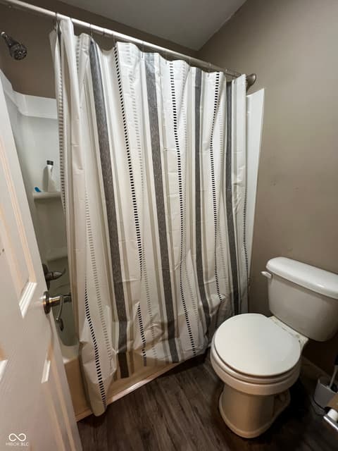 Photo of 966 Bent Branch Circle, Greenwood, IN
