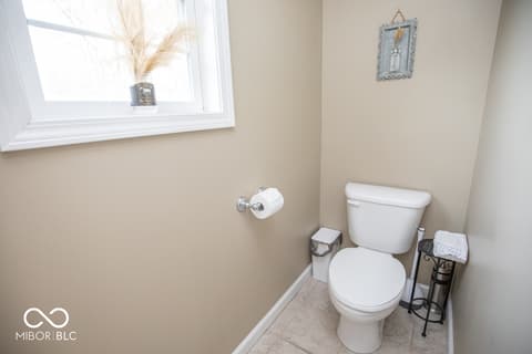 Photo of 1675 Twin Oaks Drive, North Vernon, IN
