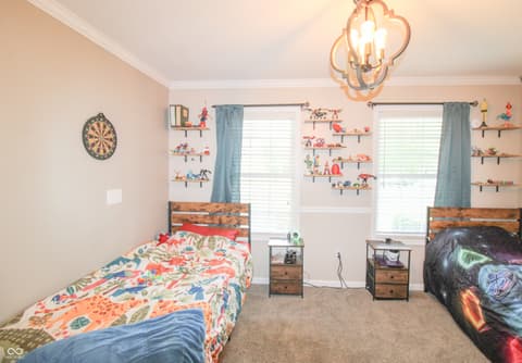 Photo of 1675 Twin Oaks Drive, North Vernon, IN