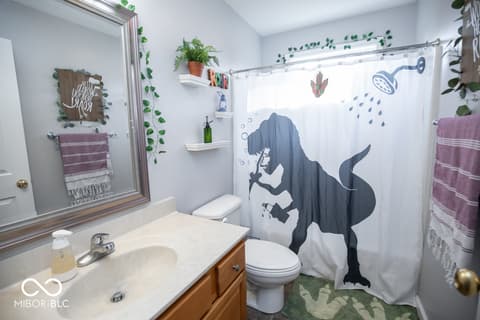 Photo of 1675 Twin Oaks Drive, North Vernon, IN