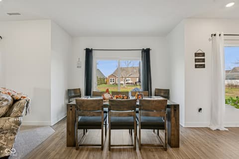 Breakfast Area — 4724 White Willow Way, New Palestine, IN