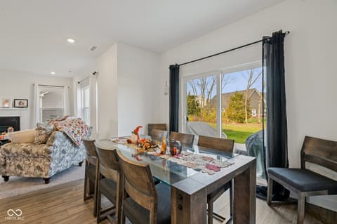 Breakfast Area — 4724 White Willow Way, New Palestine, IN