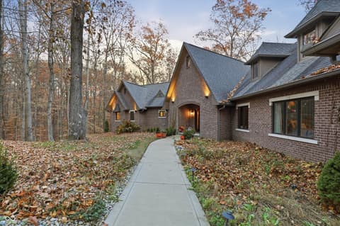 Photo of 8851 S Peoga Road, Trafalgar, IN
