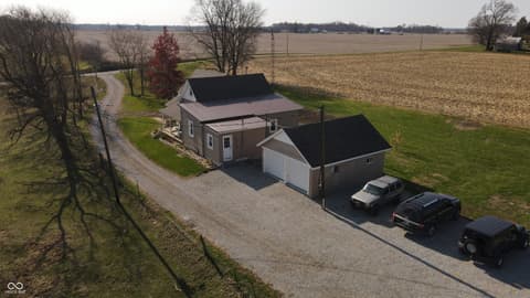 Photo of 7746 W County Road 50 N, Connersville, IN