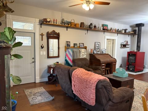 Photo of 7746 W County Road 50 N, Connersville, IN