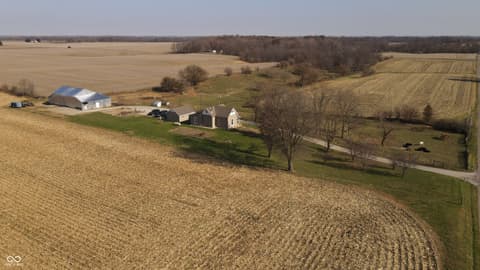 Photo of 7746 W County Road 50 N, Connersville, IN