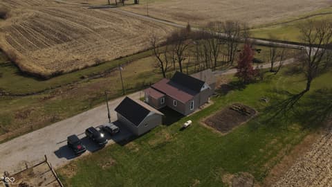 Photo of 7746 W County Road 50 N, Connersville, IN