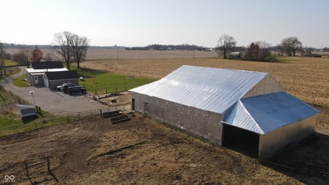 Photo of 7746 W County Road 50 N, Connersville, IN