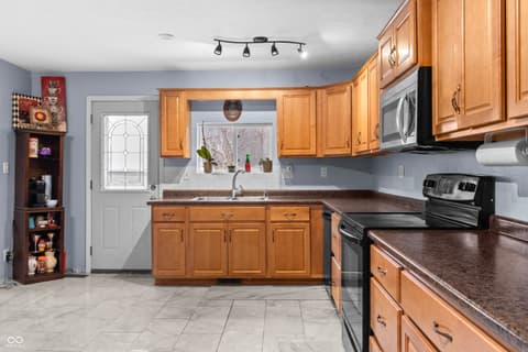 Kitchen at 9106 Broken Arrow Road, Indianapolis, IN