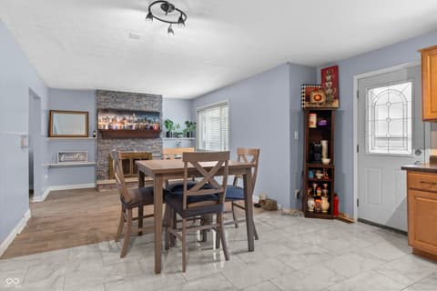Dining room at 9106 Broken Arrow Road, Indianapolis, IN
