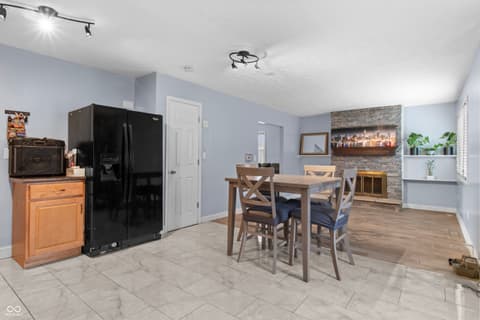 Dining room at 9106 Broken Arrow Road, Indianapolis, IN