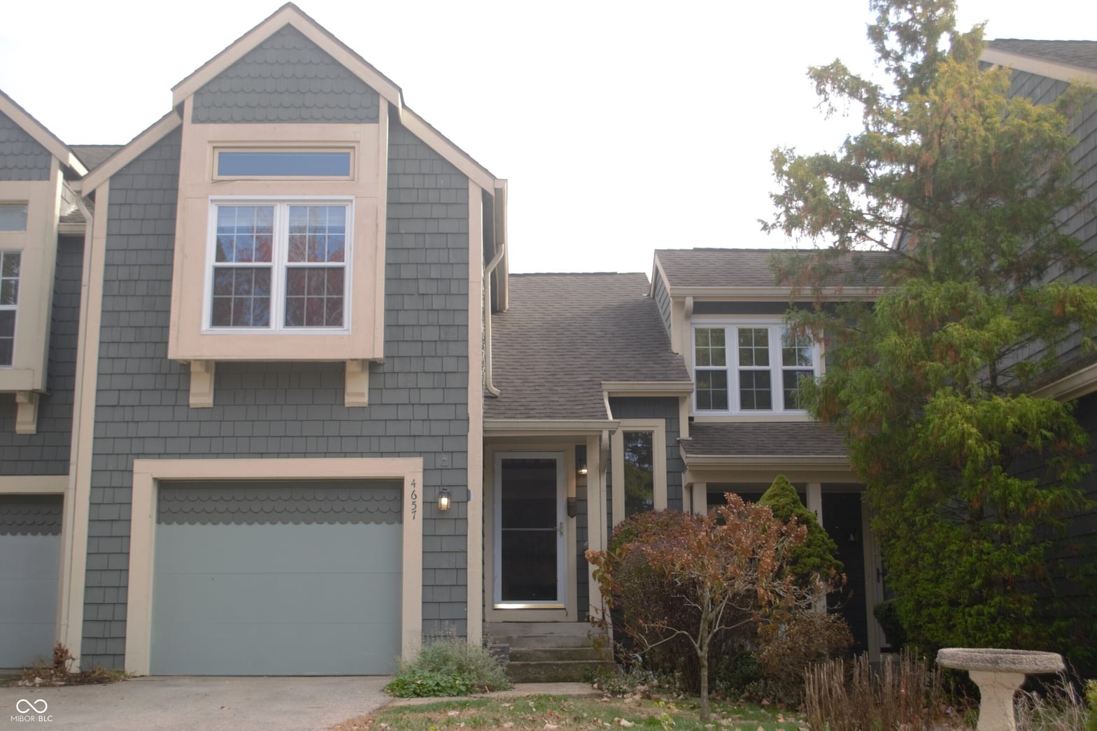 Front exterior at 4657 Chatterton Circle, Indianapolis, IN