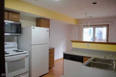 Kitchen at 4657 Chatterton Circle, Indianapolis, IN