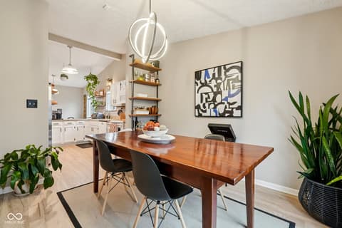 Photo of 609 Sunblest Boulevard S, Fishers, IN