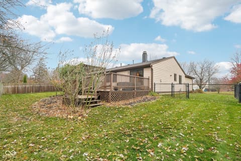 Photo of 609 Sunblest Boulevard S, Fishers, IN
