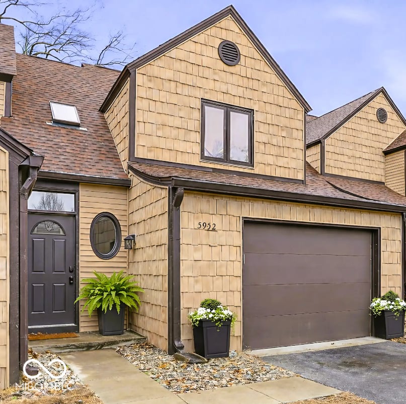 Photo of 5952 Highgate Circle E, Indianapolis, IN