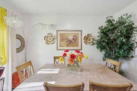 Photo of 10101 Caprock Canyon Drive, Indianapolis, IN
