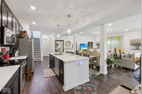 Photo of 10101 Caprock Canyon Drive, Indianapolis, IN