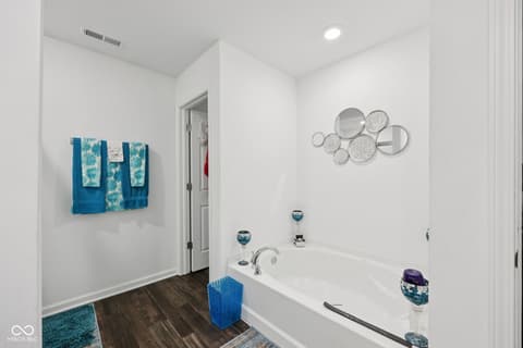 Photo of 10101 Caprock Canyon Drive, Indianapolis, IN