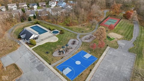 Photo of 15460 Old Pond Circle, Noblesville, IN