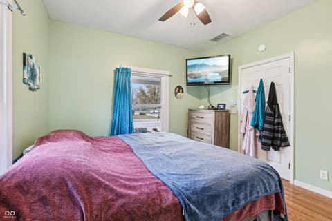 Bedroom at 650 E Pearl Street, Whiteland, IN