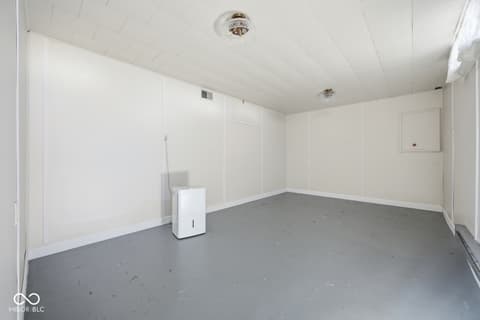 Photo of 6519 W US Highway 50, Holton, IN