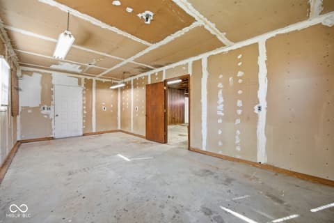 Photo of 6519 W US Highway 50, Holton, IN