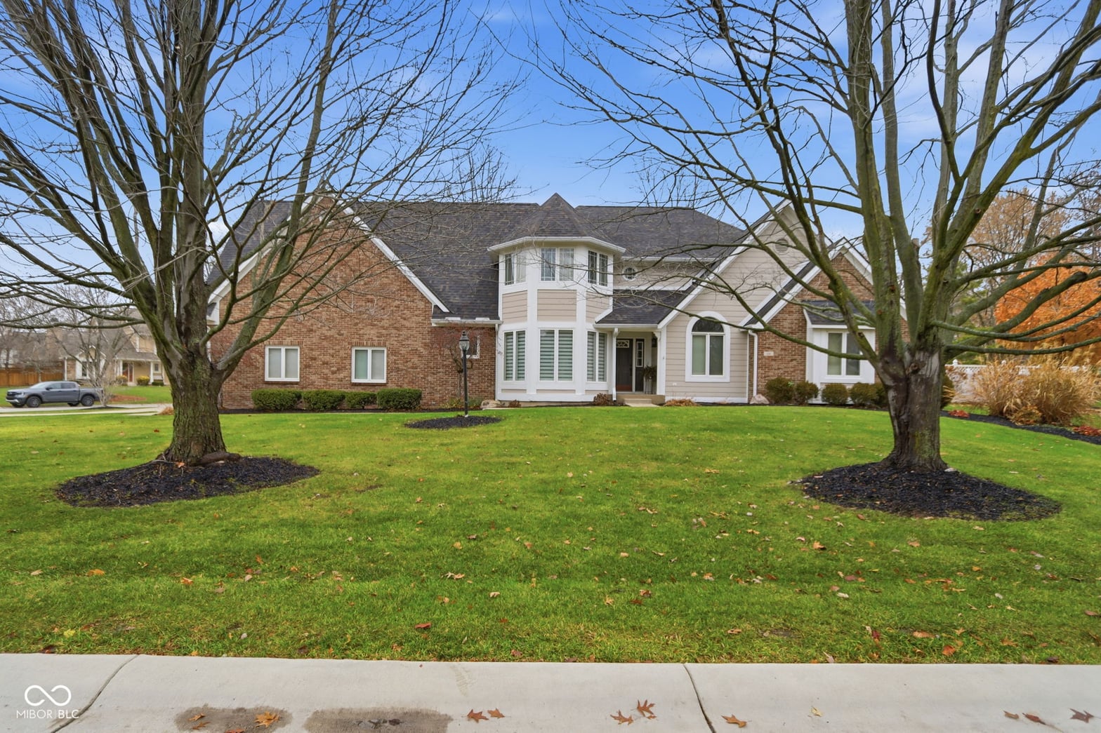 Front exterior at 32 E Greyhound Pass, Carmel, IN