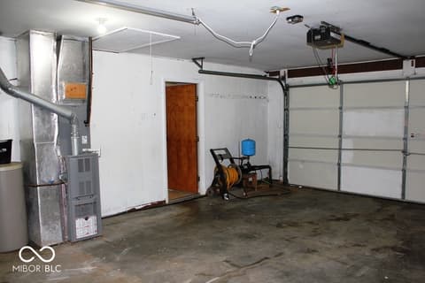 Garage at 8207 N Myers Road, Muncie, IN