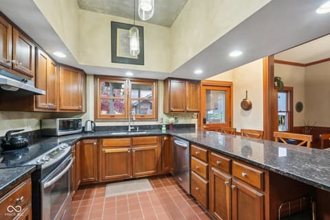 Photo of 346 N College Avenue, Indianapolis, IN