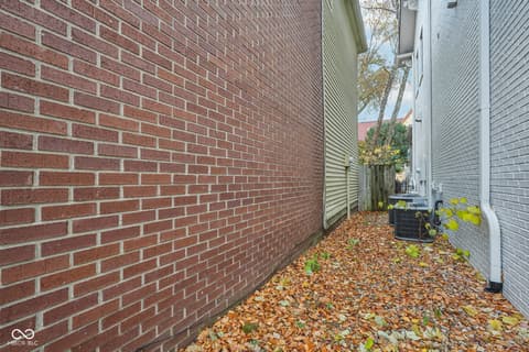 Photo of 346 N College Avenue, Indianapolis, IN