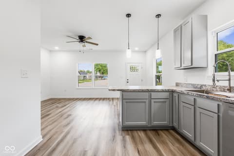 Photo of 1845 Heathglen Circle, North Vernon, IN