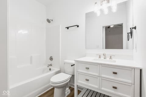Photo of 1845 Heathglen Circle, North Vernon, IN