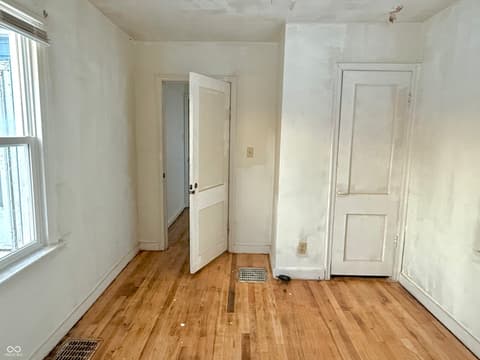 Photo of 2405 E 3rd Street, Anderson, IN